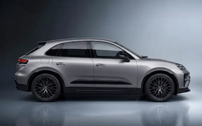Porsche Macan luxury SUV rental Agadir airport - EUROMOTION